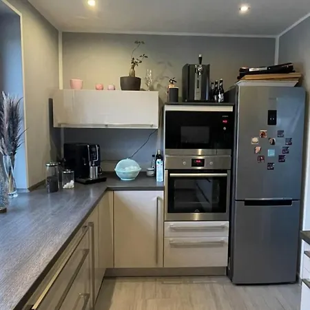 Moderne Und Zentrale Dachgeschosswohnung In Duisburg