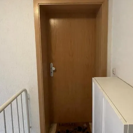 Moderne Und Zentrale Dachgeschosswohnung In Duisburg